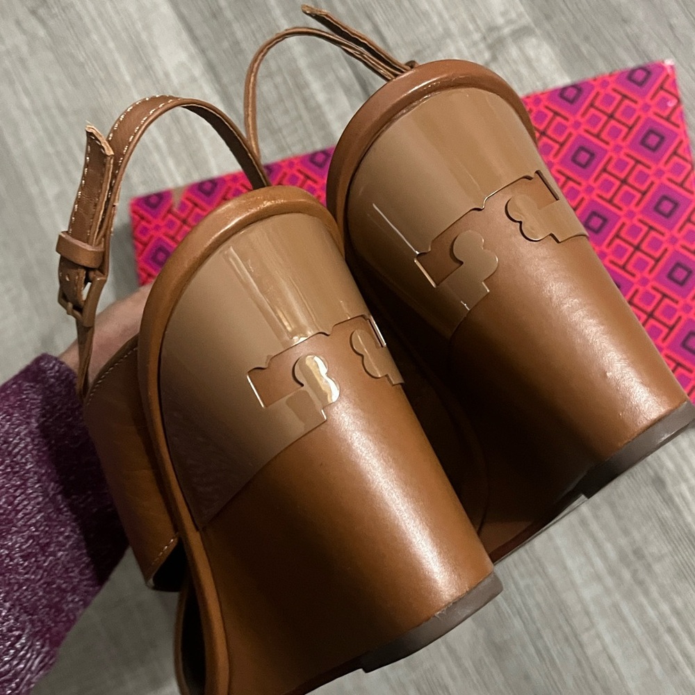 Tory Burch Gabrielle Leather Wedges - Picture 7 of 13